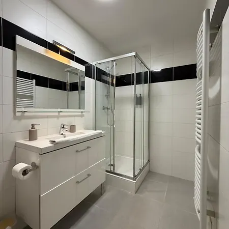 Le Jupiter, Centre Ville, Parking Prive Apartman